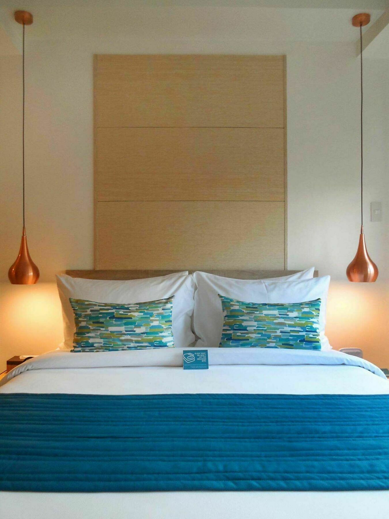 The Cirque Serviced Residences Quezon City Exteriör bild